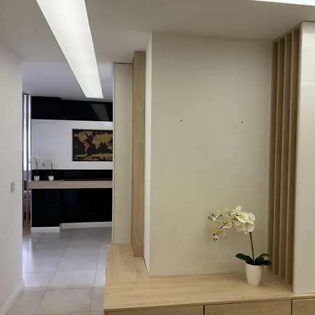 Of The Metropolis Apartment